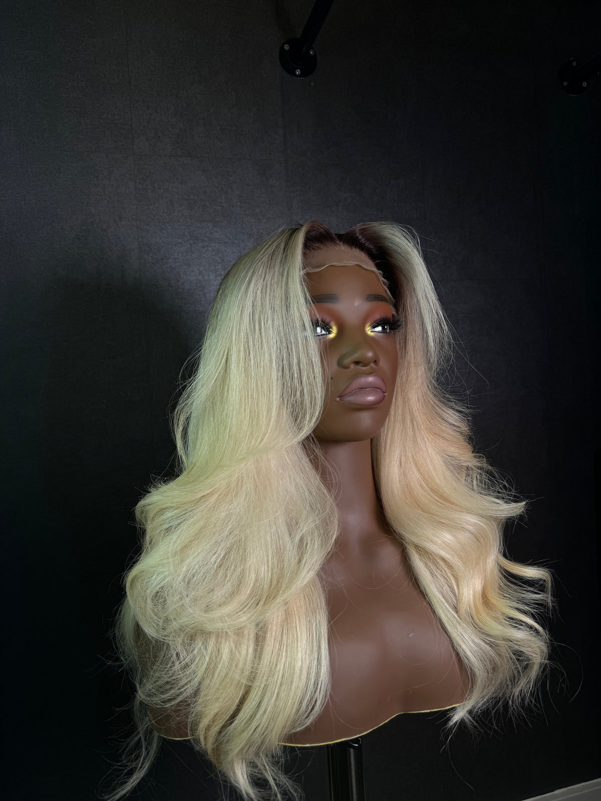 Aurora Blonde 6x6 HD 20” closure wig